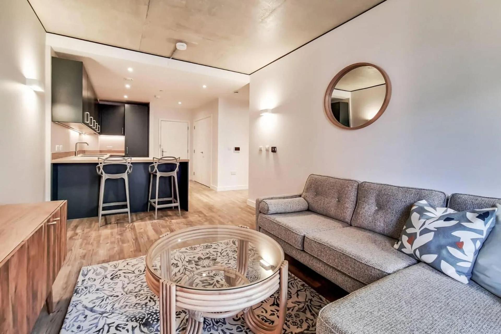 Botanical-Inspired Apartments At Repton Gardens Right In The Heart Of Wembley Park London Exterior photo